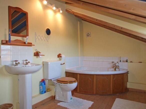 Photo 6