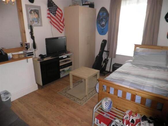 Photo 4