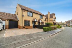 4, Lamberhurst Grove, Kents Hill, Milton Keynes MK7 6JB