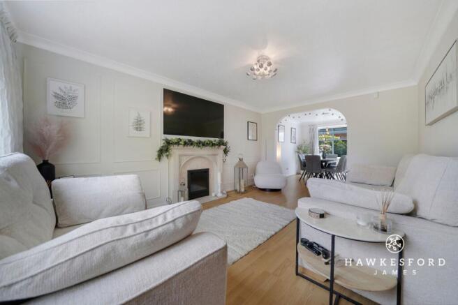 Cinnabar Drive, Sittingbourne - Lounge