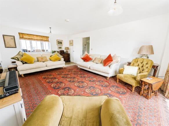 40 Red Clover Road - Lounge.jpg