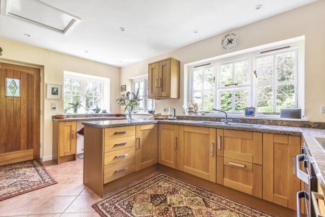 Kitchen remodeled in 2013 incl. underfloor heating
