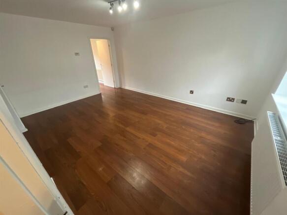 WhatsApp Image 2024-08-13 at 12.53.28 (25).jpeg