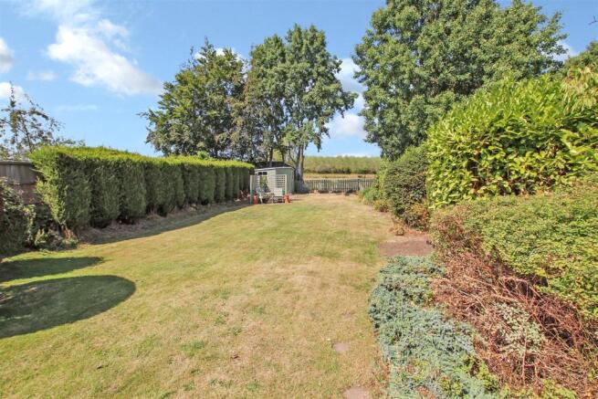 Rear Garden (1).jpg