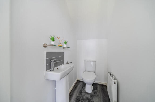 2 bed Semi-Detached for sale Image 8