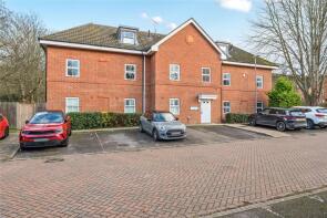 Flat 1, 13 Gillman Lodge, Henderson Grove, Westerham TN16 3GG