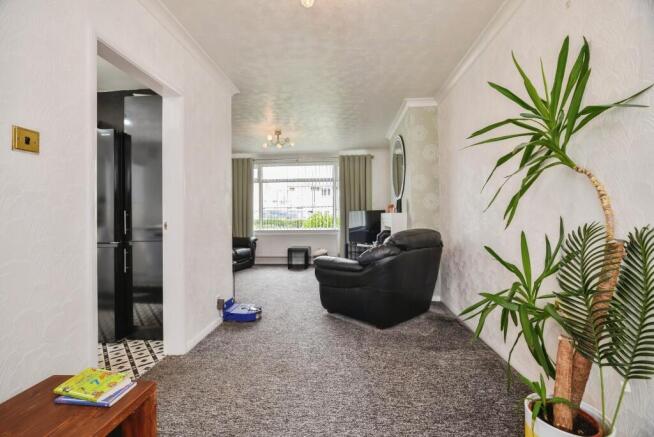 3 bed Semi-Detached for sale Image 9