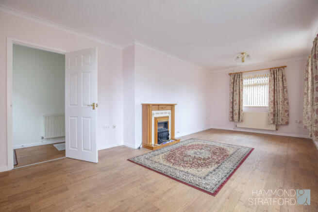 Arlington Gardens, Attleborough photo 4