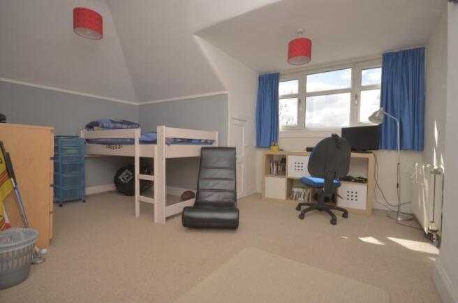 Photo 10