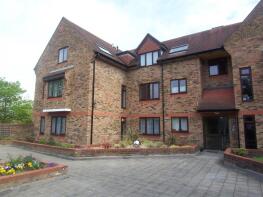 20, 10 Bell View Manor, The Oaks, Ruislip HA4 7LH