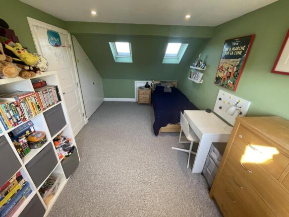 Photo 11