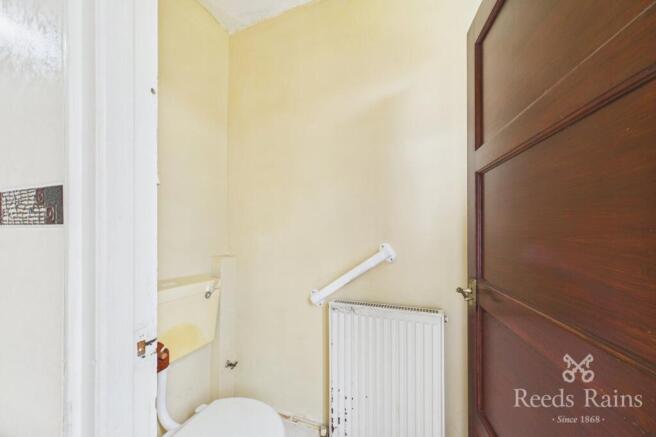 3 bed Semi-Detached for sale Image 10