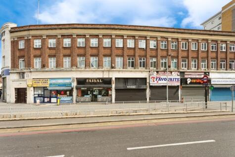 Eastern Avenue, Gants Hill