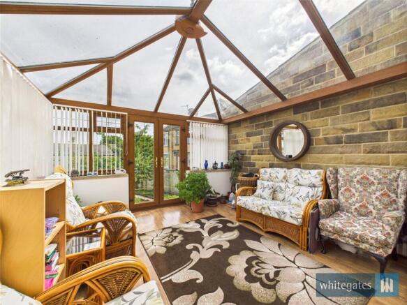 8 bed Detached for sale Image 7