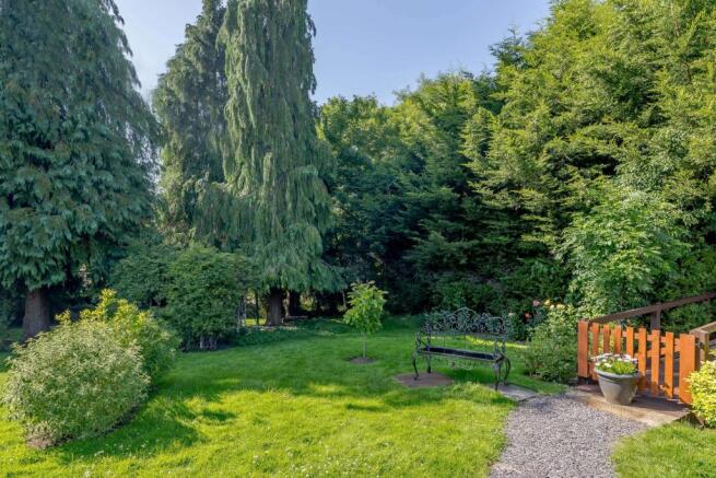 COMMUNAL Garden