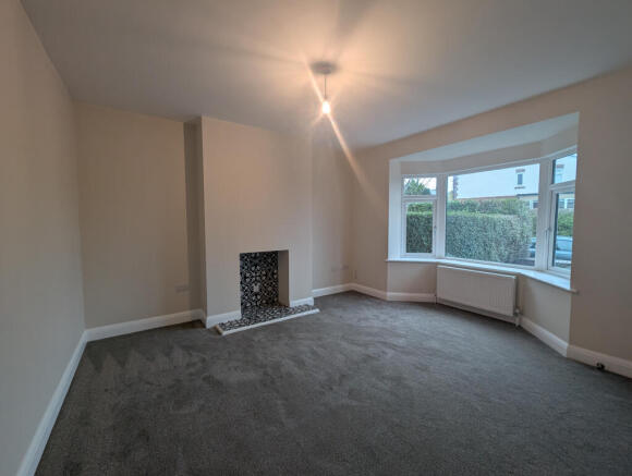 3 bed Semi-Detached to rent Image 7