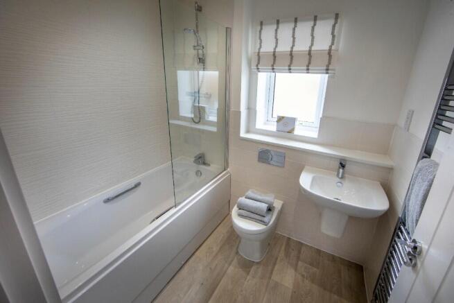 3 bed Semi-Detached for sale Image 6