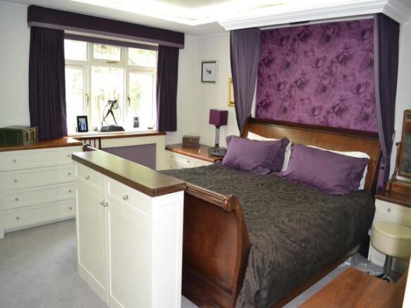 MASTER BEDROOM: