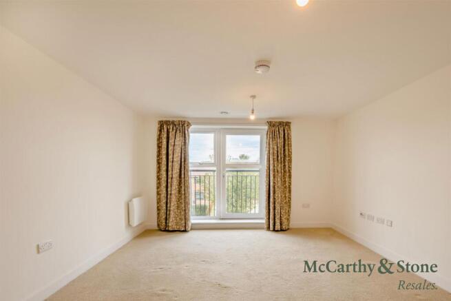 8706825-interior09-800.jpg
