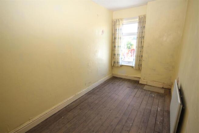 third bedroom .jpg
