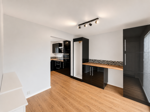 3 bed Detached for sale Image 5