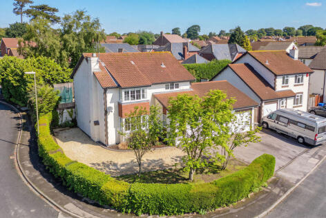 Huxley Close, Locks Heath