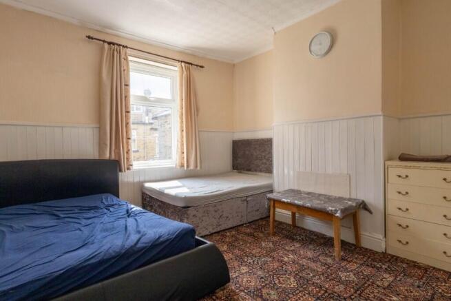 5 bed Terraced to rent Image 8