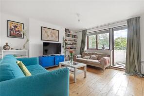 19, Ashby Grove, London N1 2GA