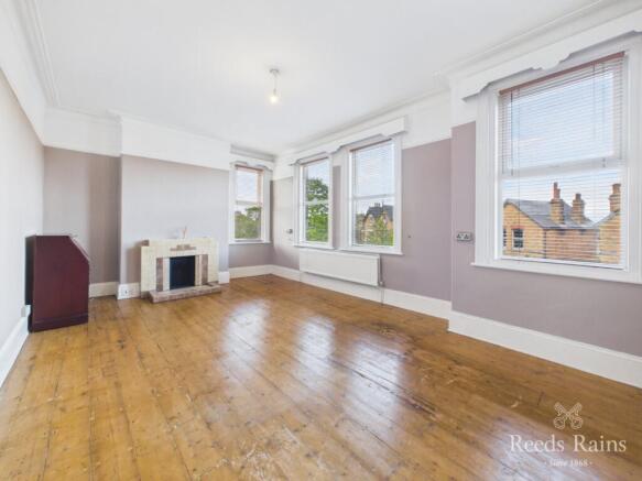 4 bed Semi-Detached for sale Image 12