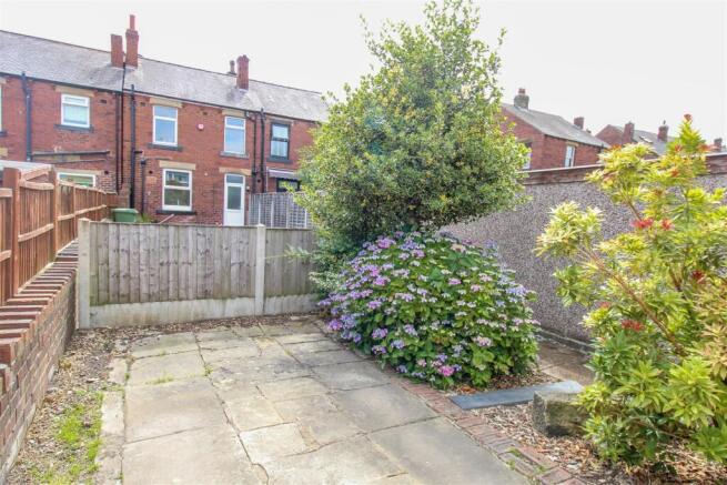 2 bed Semi-Detached for sale Image 10