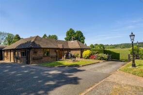 Downlands, East Street, Petersfield GU31 5EA