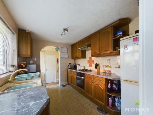CAM01348G0-PR0370-STILL004.jpg