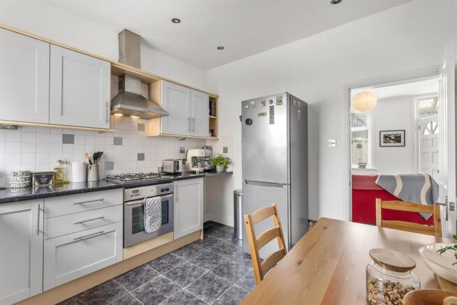 3 bed Terraced for sale Image 7