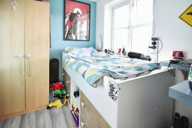 Photo 16