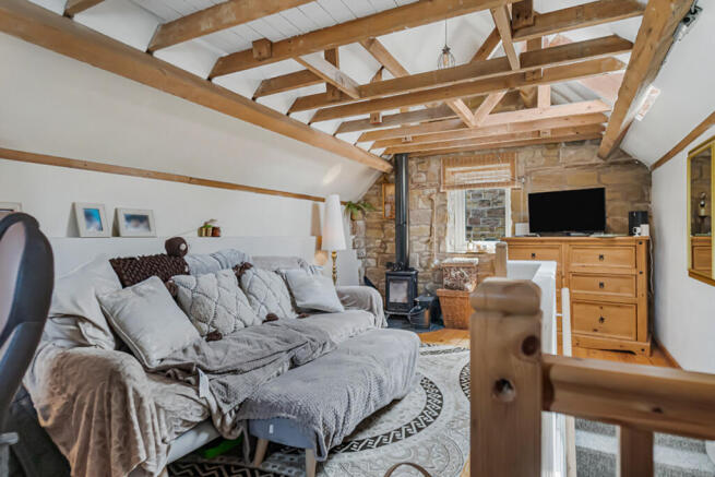 2 bed Semi-Detached for sale Image 12