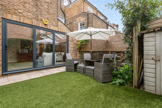 Heathfield Gardens, W4 - FOR SALE