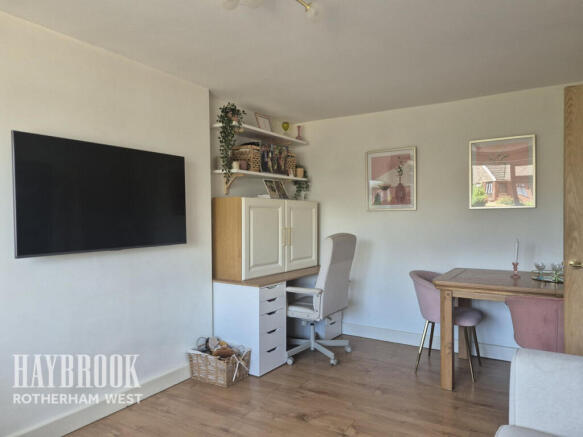 2 bed Bungalow for sale Image 6