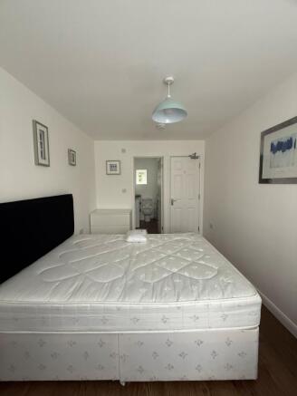 room 7 pic 2