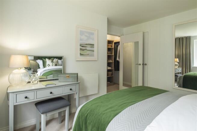 Bedroom 1.jpg