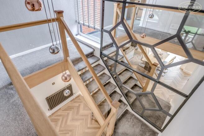 Stairs/Landing