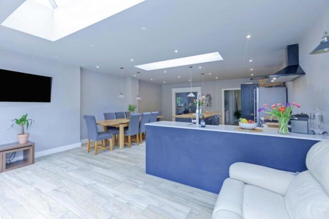 Kitchen/Dining Room