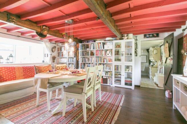 dinnig room