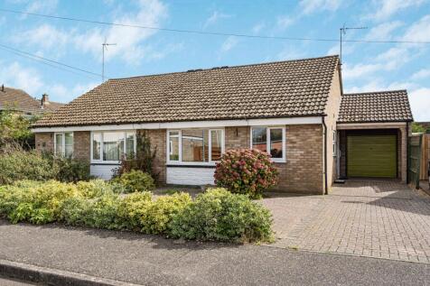 Wells Close, Brampton, Huntingdon.