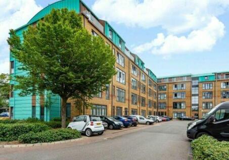 Flat 43 Jessop Court, 2 Brindley Place, Uxbridge, Middlesex, UB8 2FA