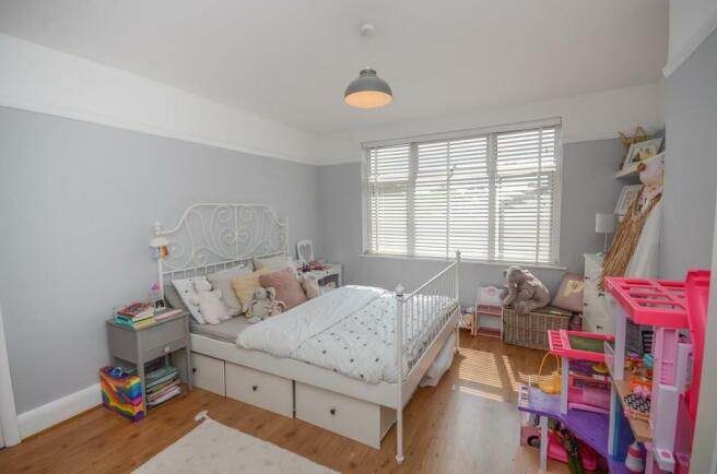 Bedroom 2 pic 2.jpg
