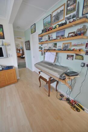 Photo 5