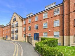 18, Sandringham Court, Sandringham Drive, Alwoodley, Leeds LS17 8UJ