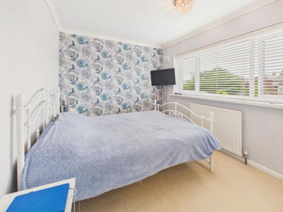 3 bed Terraced for sale Image 10