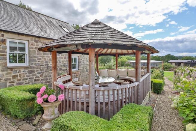 4 bed Country House for sale Image 10