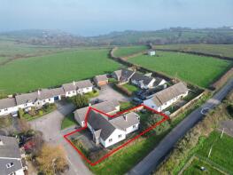 8, Tregellast Parc, Helston TR12 6PD